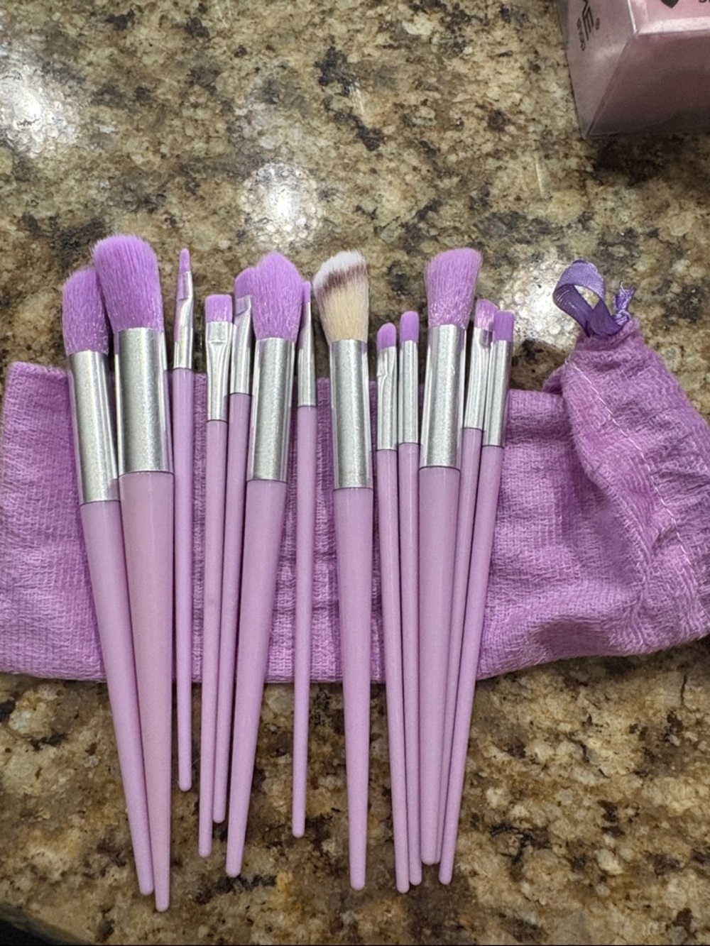 Lavender Makeup Brush Set with Roll Pouch